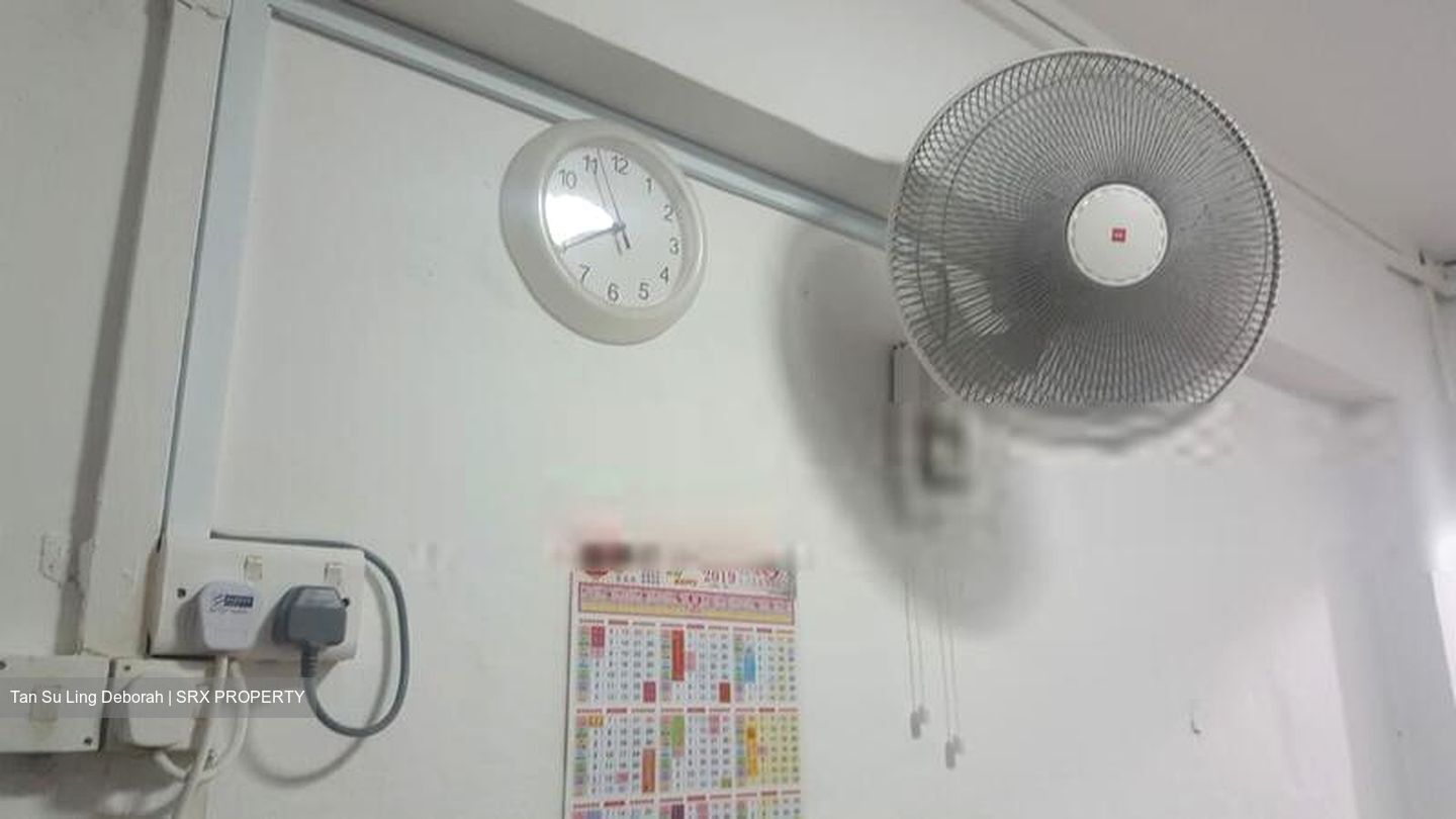 Blk 210 Serangoon Central (Serangoon), HDB 3 Rooms #406610961